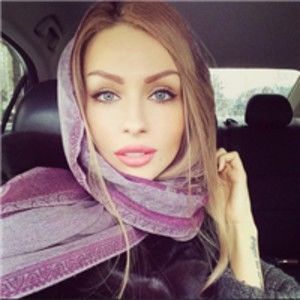 Meet your Posher, Ernestine